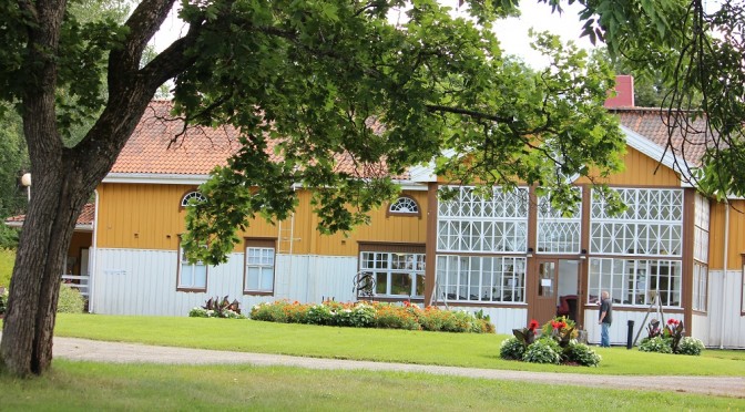 Lepaalla myynnissä Neko uutuustuotteet